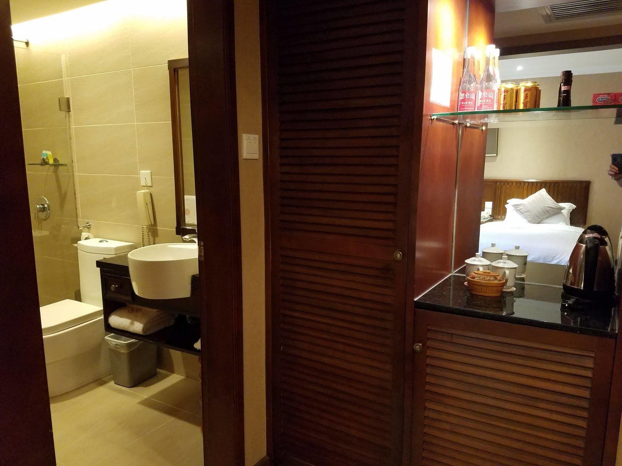 Shenzhen Dongmen Lee Garden Inn ภายนอก รูปภาพ