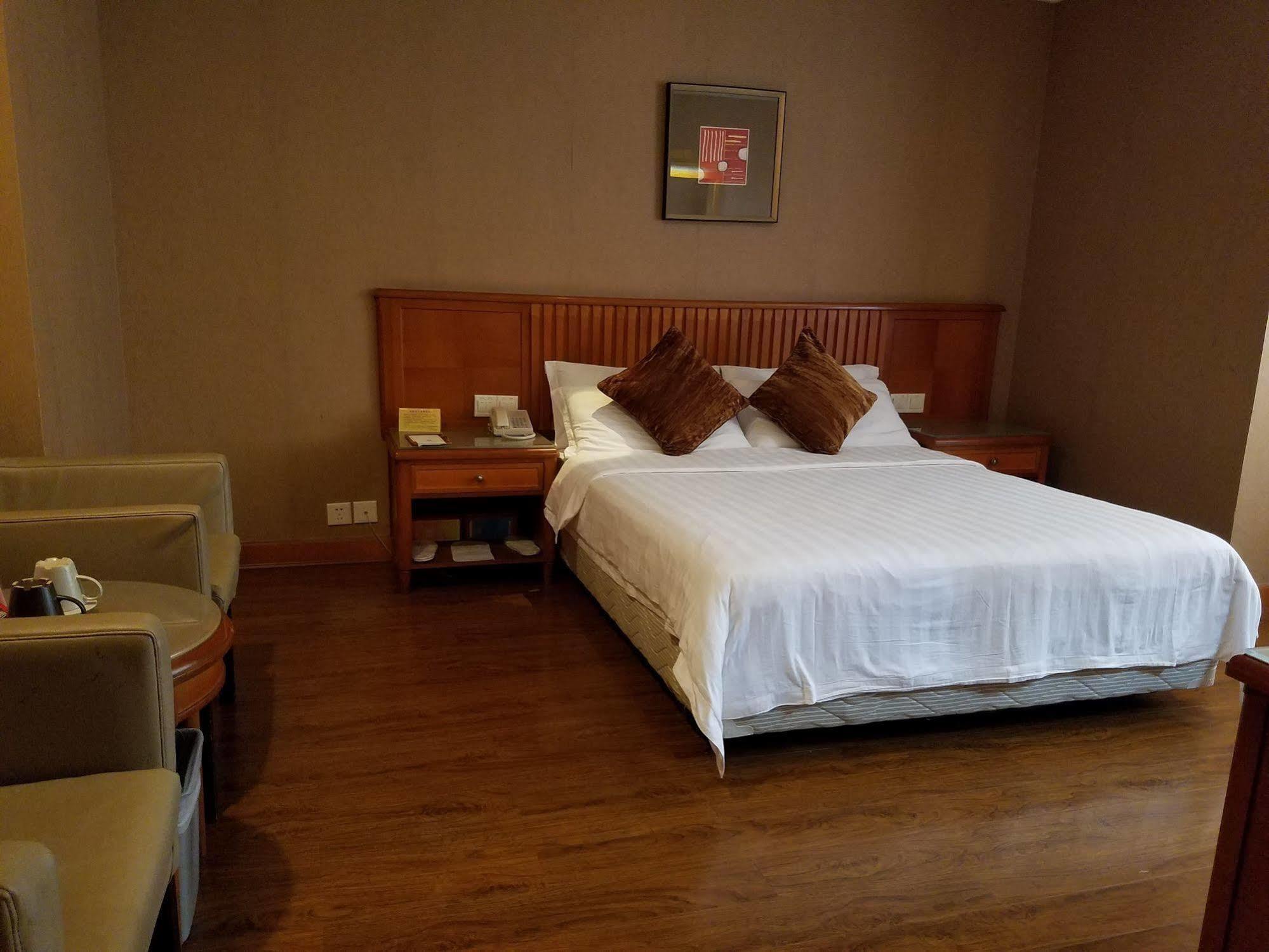 Shenzhen Dongmen Lee Garden Inn ภายนอก รูปภาพ